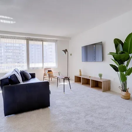 Sensational & Modern Apartment At Crystal City Arlington Exterior photo