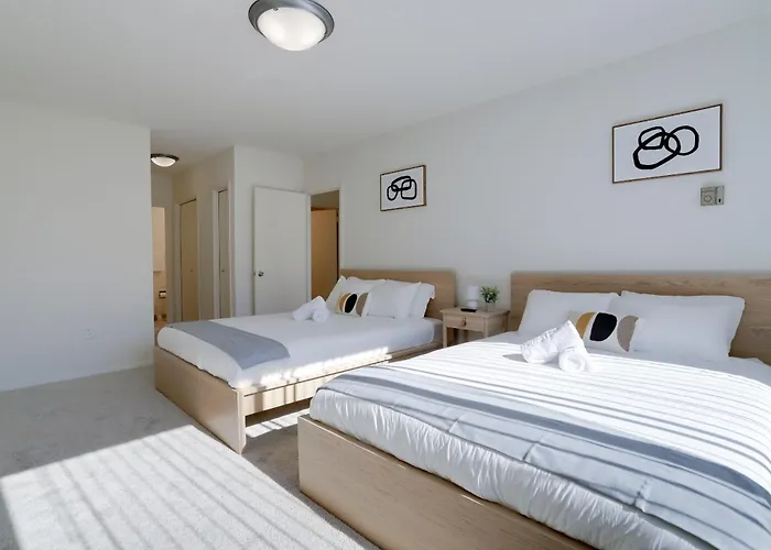 Sensational & Modern Apartment At Crystal City