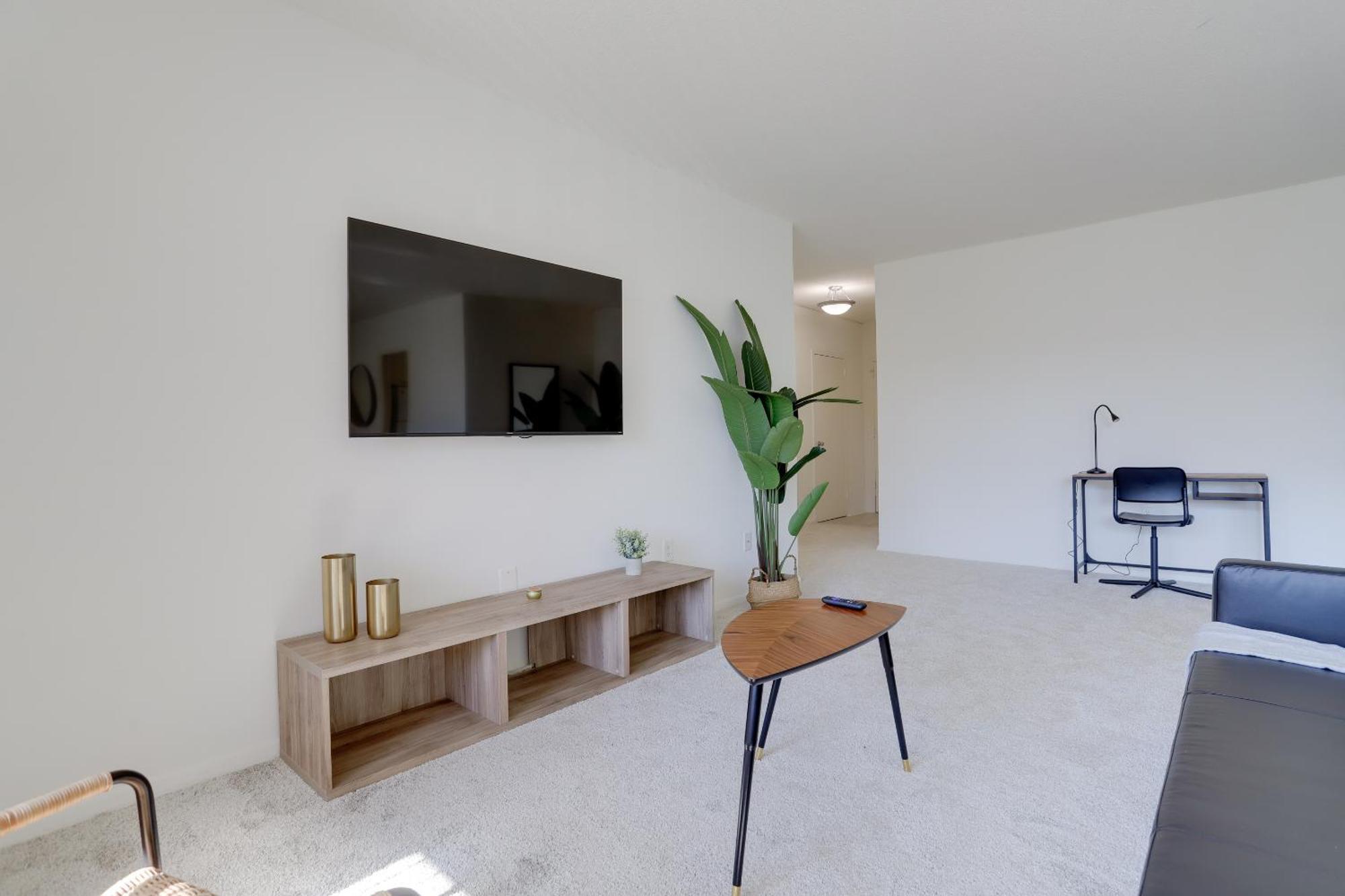 Apartment Sensational & Modern At Crystal