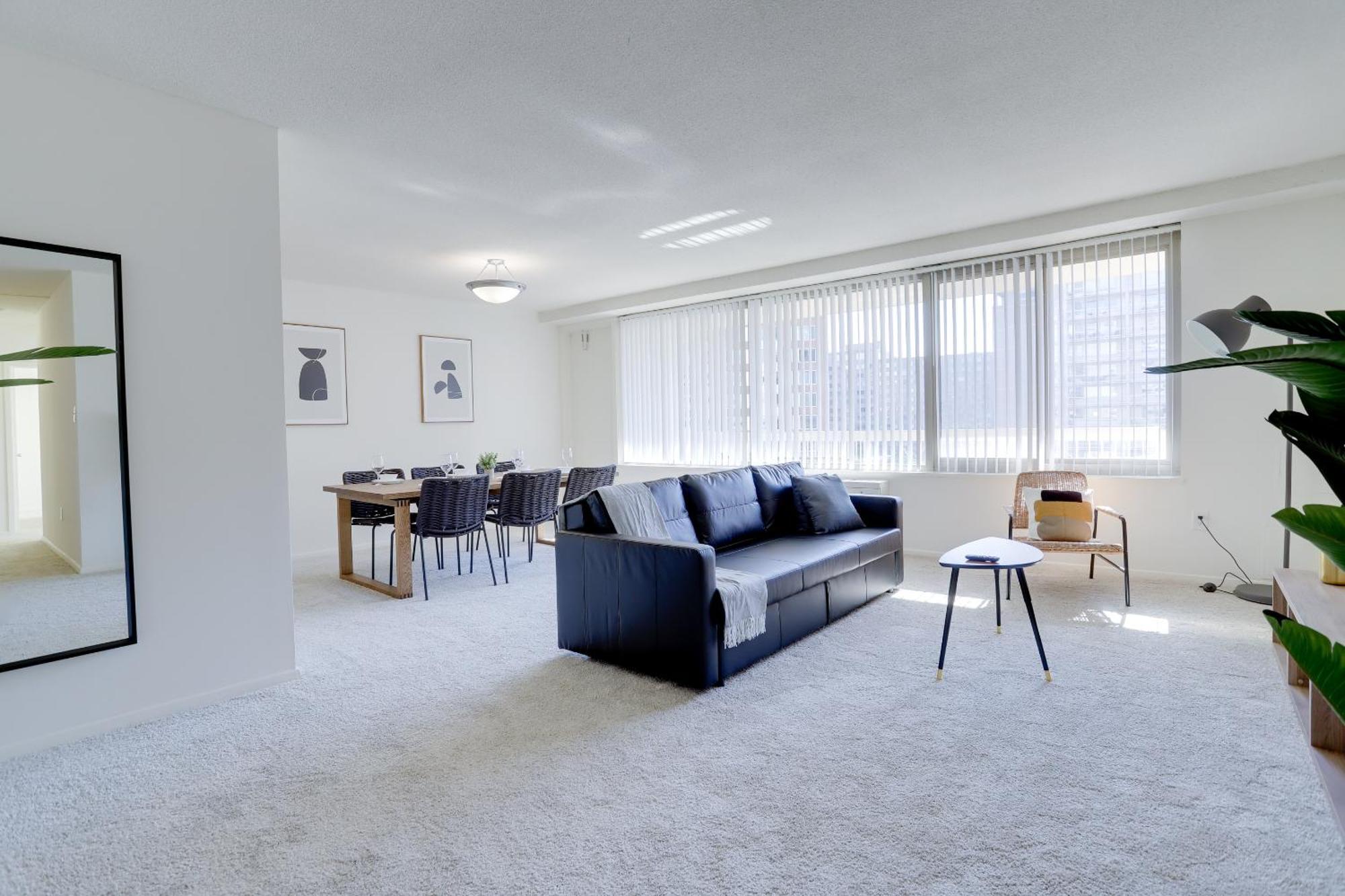 Apartment Sensational & Modern At Crystal *